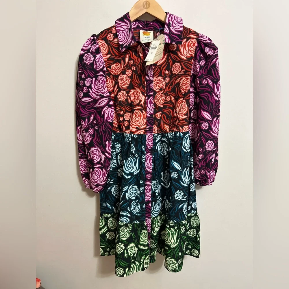 ⭐️NWT Farm Rio roses dress multicolor⭐️ - Picture 5 of 7
